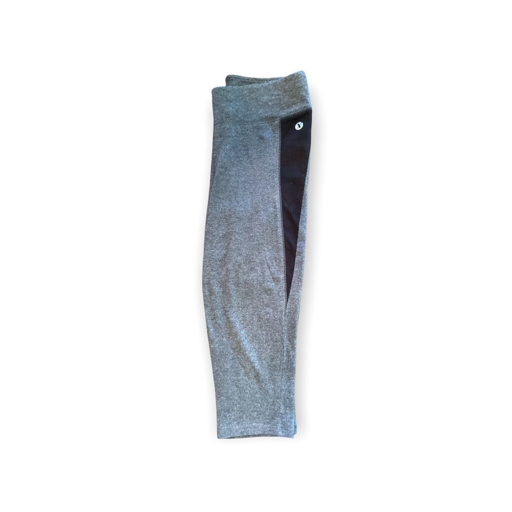 3 ❤️ for $30 Xersion grey and black new Capri stretch leggings size S 7/8